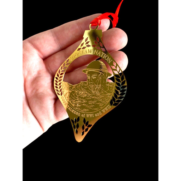 Choctaw Nation 2018 WW1 WW2 Code Talkers Holiday Christmas Ornament Brass Gold - Picture 2 of 6
